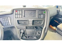 TAMZ4659_2916344 vehicle image