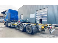 TAMZ4659_2916344 vehicle image