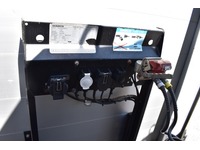 TOC1273_2898575 vehicle image