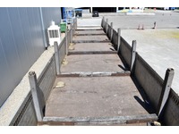 TOC1273_2898575 vehicle image