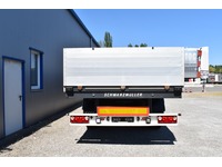 TOC1273_2898575 vehicle image