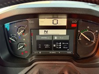 THOM6454_2889404 vehicle image