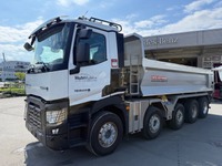 THOM6454_2889404 vehicle image