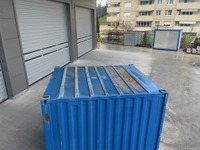 SULG292_2868378 vehicle image