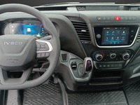 FLAA9869_2776768 vehicle image