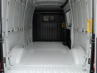 FLAA9869_2776768 vehicle image