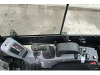 RINA4324_2916986 vehicle image