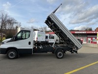 0095026 vehicle image