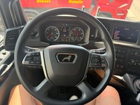 ZELJ895_2976003 vehicle image