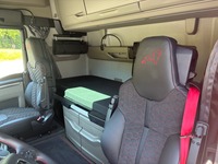 MANB1470_2811920 vehicle image