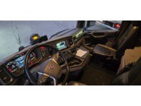 THOM6454_2765539 vehicle image