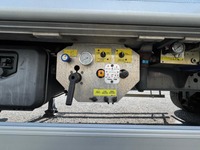 INTG9387_2956197 vehicle image