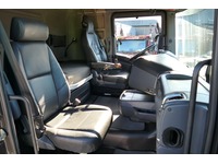 DOLD2821_2716685 vehicle image