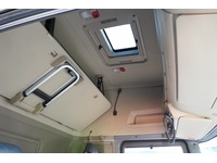DOLD2821_2716685 vehicle image