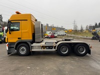 AGRO3463_2831935 vehicle image