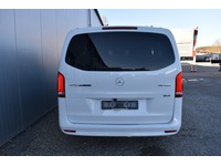 TOC1273_2859982 vehicle image