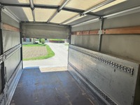 MBTR124_2775153 vehicle image