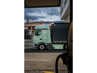 NFBE9310_2715642 vehicle image