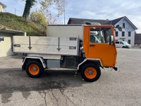 PREI272_2756043 vehicle image