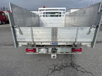 STUD177_2824015 vehicle image