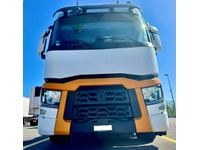 0161026 vehicle image