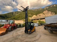MERC9702_2683820 vehicle image