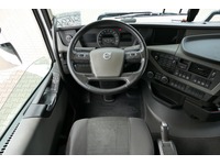 DOLD2821_2679185 vehicle image