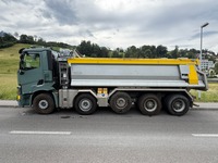 WIND191_2963749 vehicle image