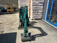 MERC9702_2893308 vehicle image