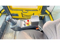 TAMZ4659_2831937 vehicle image