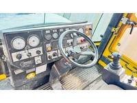 TAMZ4659_2831937 vehicle image