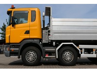 DOLD2821_2688260 vehicle image