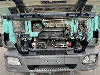 PREI272_2722403 vehicle image