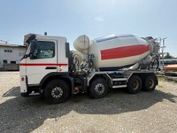 RIKI8971_2723799 vehicle image