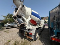 RIKI8971_2723799 vehicle image