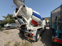 RIKI8971_2723799 vehicle image