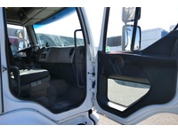 DOLD2821_2718711 vehicle image