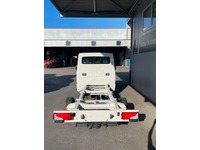TROI280_2997405 vehicle image
