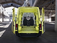 GLAU5204_3017860 vehicle image