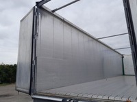 INTG9387_2744355 vehicle image