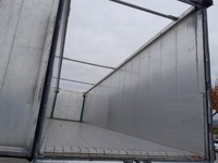 INTG9387_2744355 vehicle image