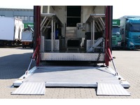 DOLD2821_2998416 vehicle image