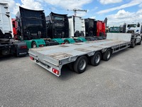 UNIK8334_2964578 vehicle image