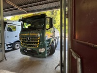 LUEG7668_2959038 vehicle image