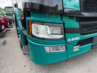 UNIK8334_2865606 vehicle image