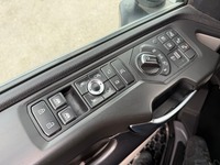 UNIK8334_2865606 vehicle image