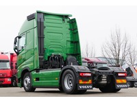 DOLD2821_2802813 vehicle image