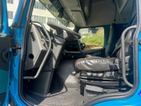 PREI272_2889399 vehicle image