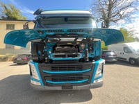 PREI272_2889399 vehicle image