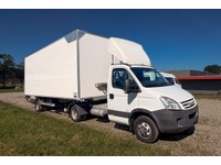 THOM6454_2950409 vehicle image